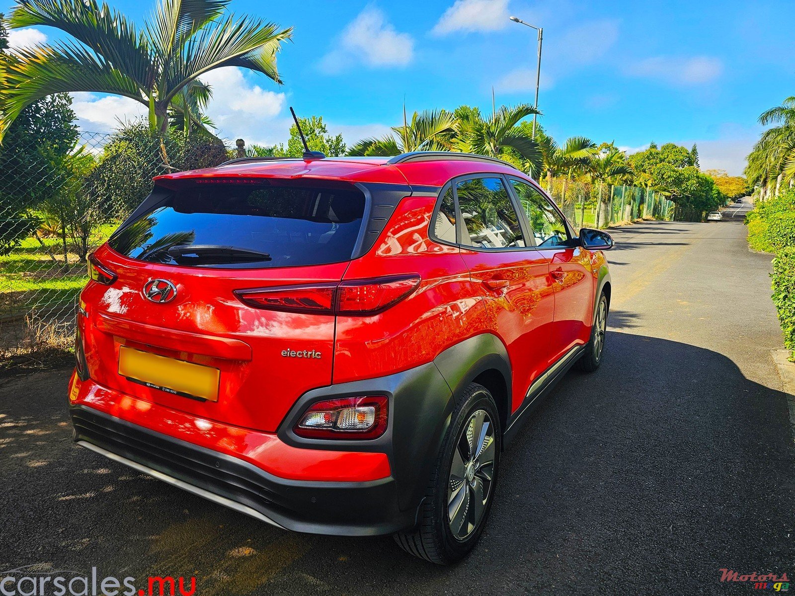 2019' Hyundai Kona Electric Blue-Drive photo #4