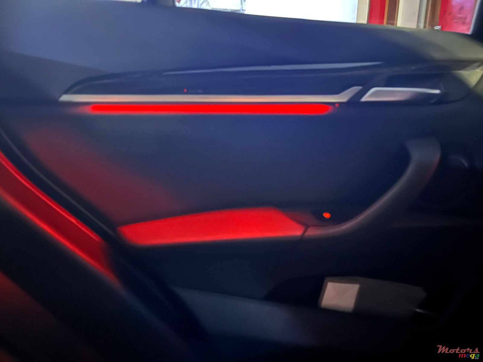 2018' BMW X1 s drive18i photo #6