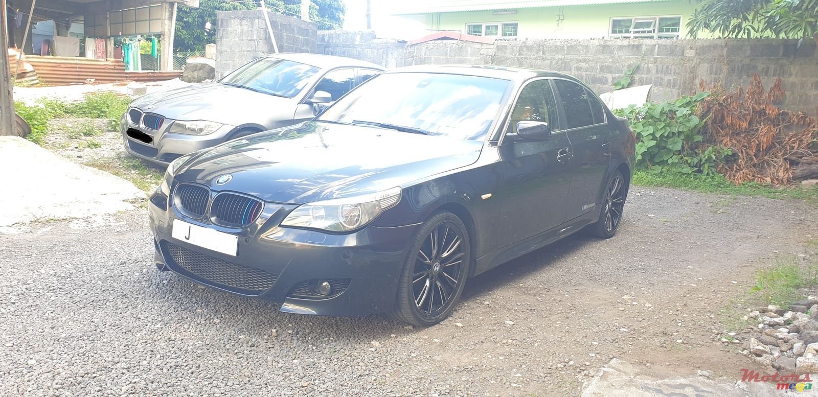 2004' BMW 525 photo #1