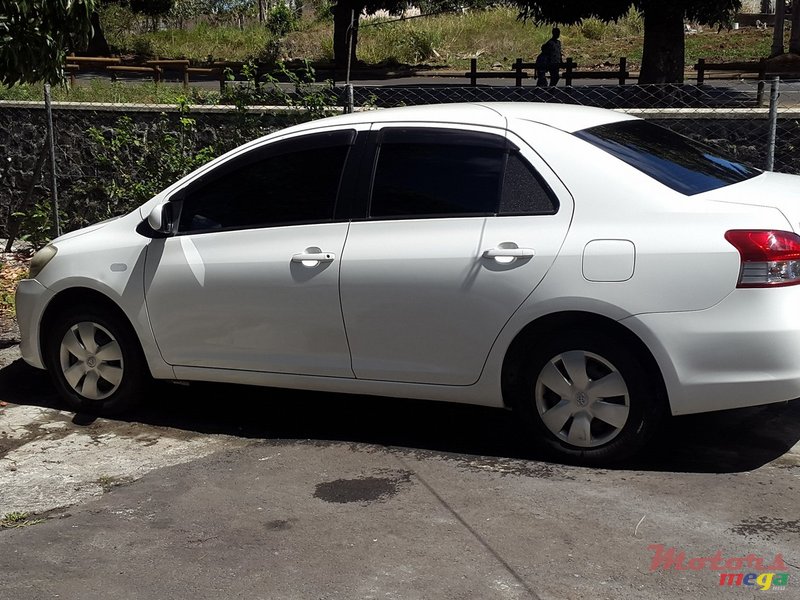 2006' Toyota belta photo #5