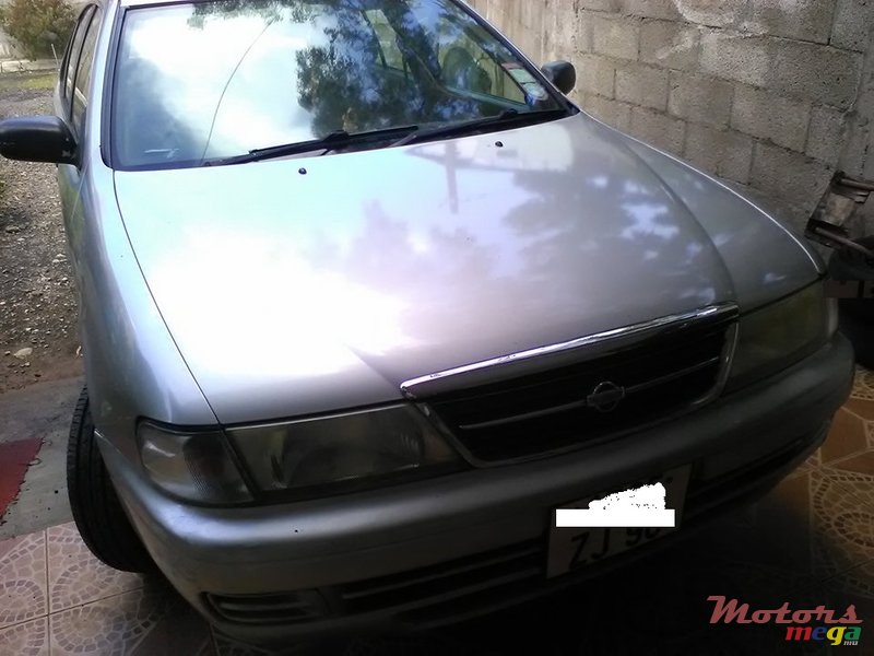 1996' Nissan Sunny photo #1