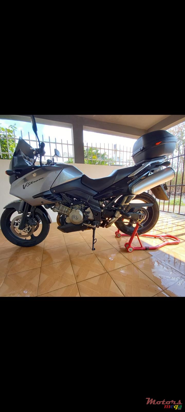 2006' Suzuki Dl1000 photo #1