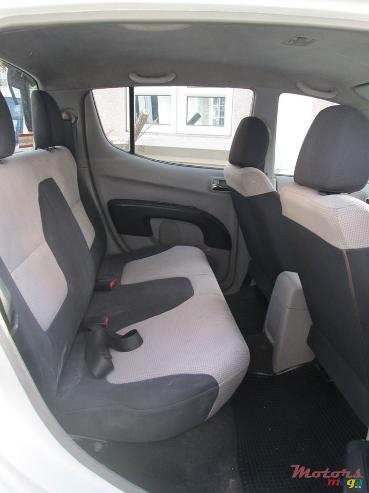2010' Mitsubishi L 200 Sportero photo #7