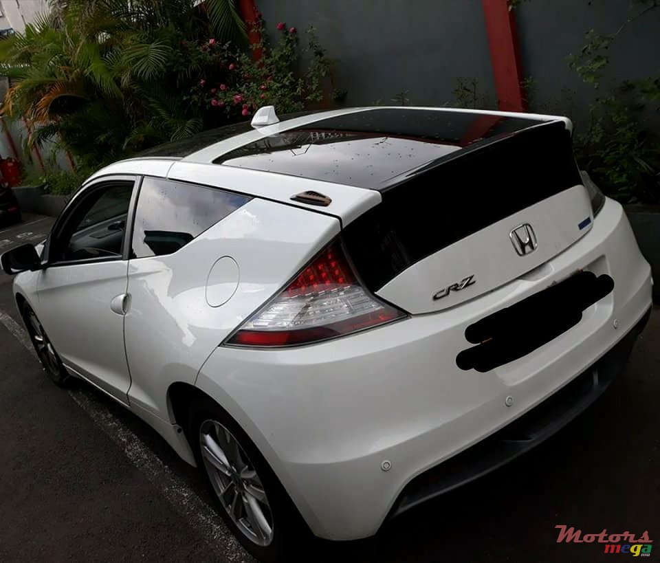 2013' Honda CR-Z photo #4