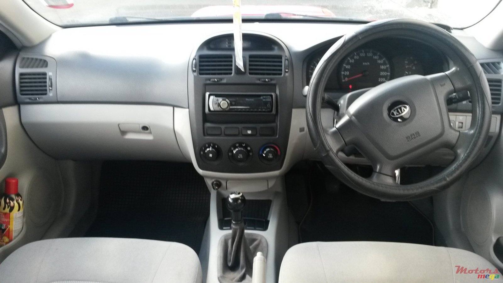 2005' Kia Cerato photo #6