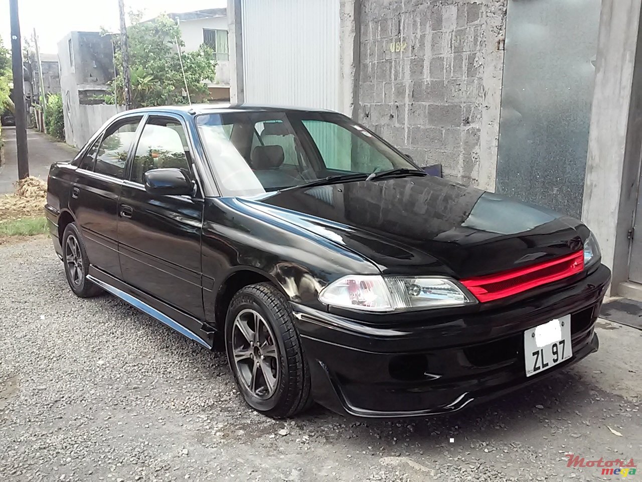 1997' Toyota Carina E photo #1