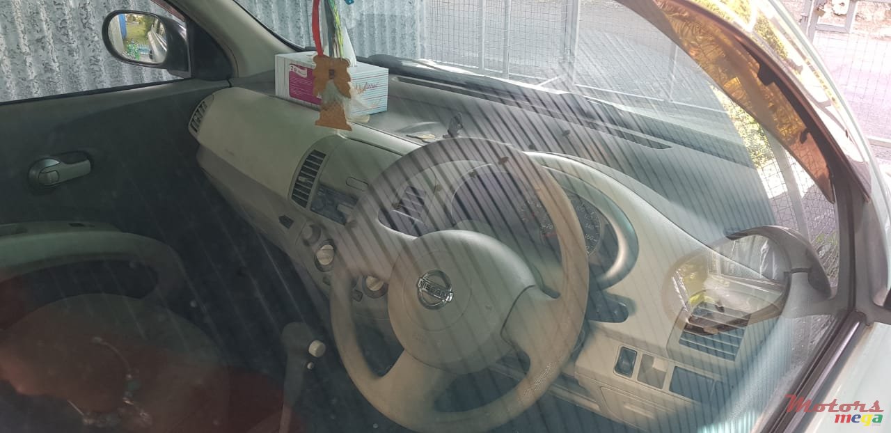 2004' Nissan March photo #4