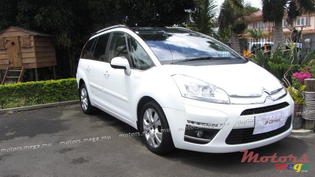 2012' Citroen Picasso photo #1