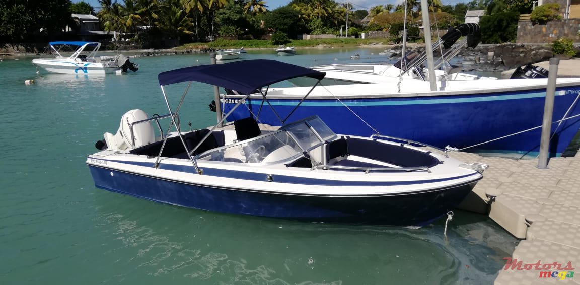 2012' Hydra-Sports photo #1