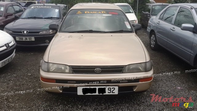 1992' Toyota Autovan  photo #2