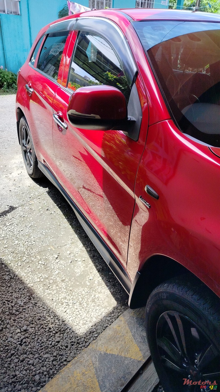 2013' Mitsubishi ASX photo #7