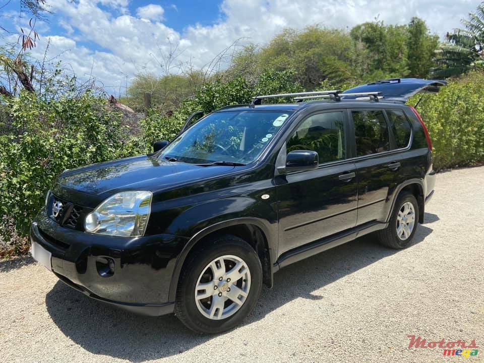 2010' Nissan X-Trail photo #1