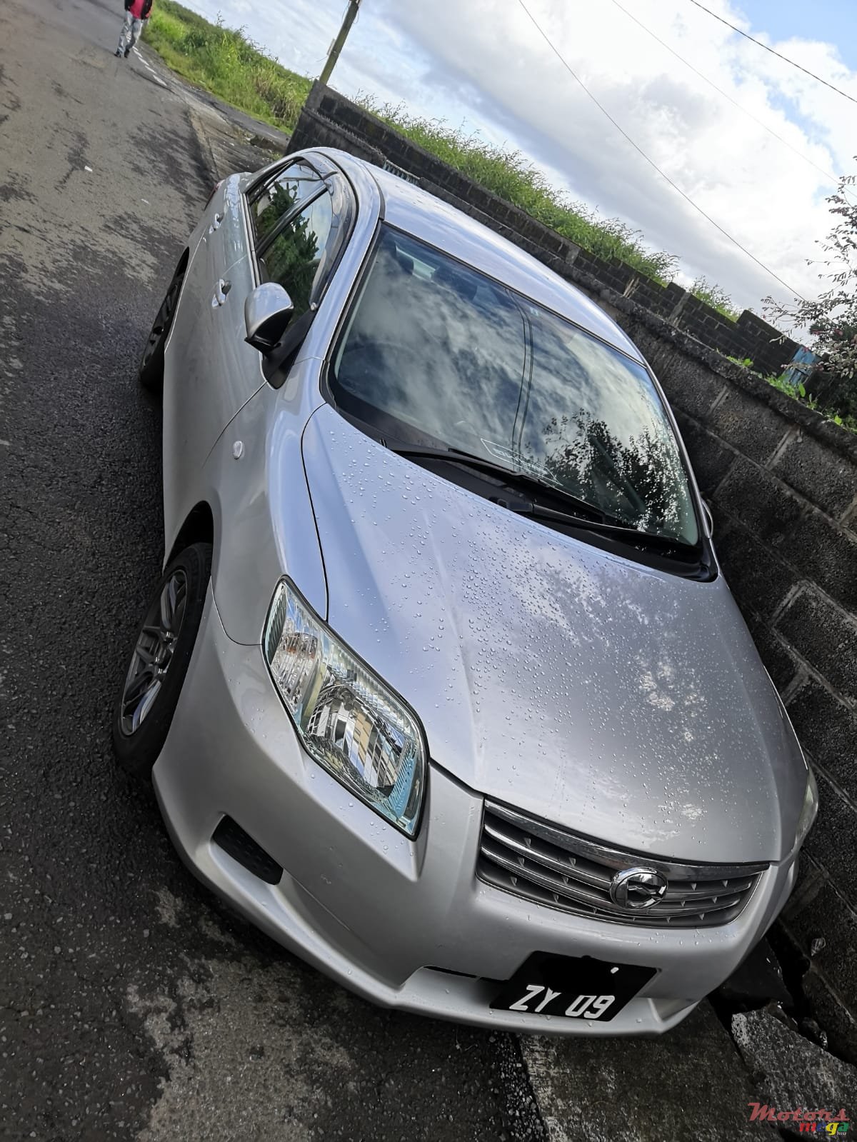 2009' Toyota Axio Automatic photo #1