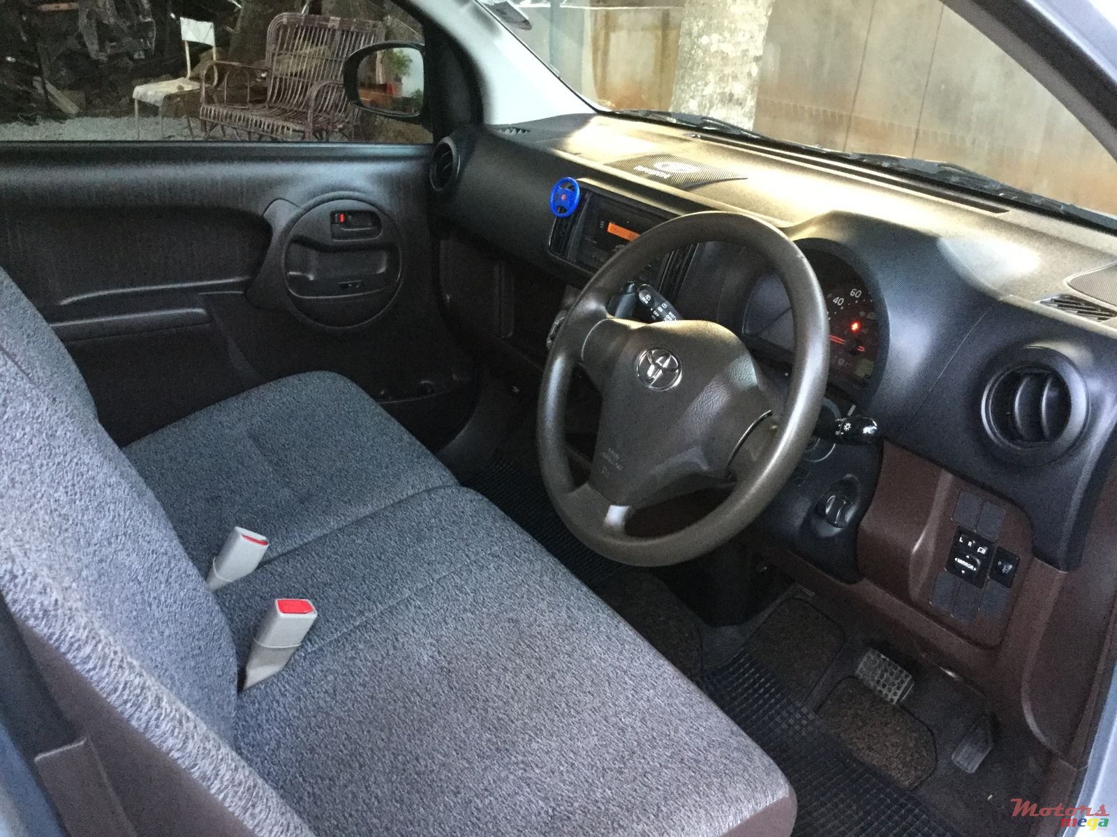 2013' Toyota Paseo Passo photo #4