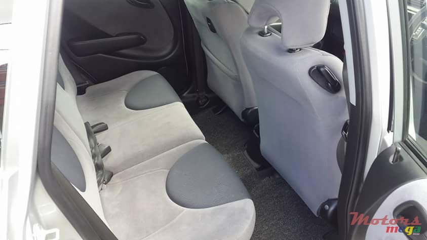 2005' Honda Fit photo #5