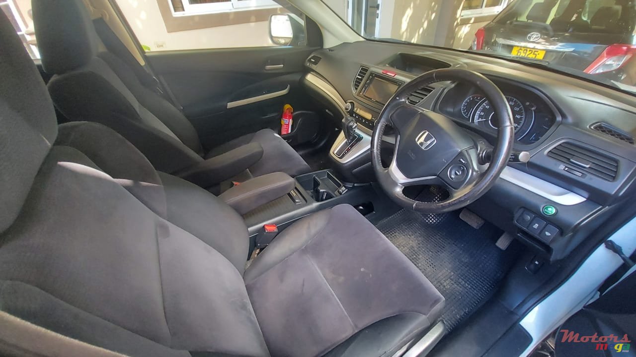 2012' Honda CR-V photo #7