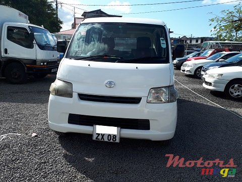 2008' Toyota Town ace photo #3