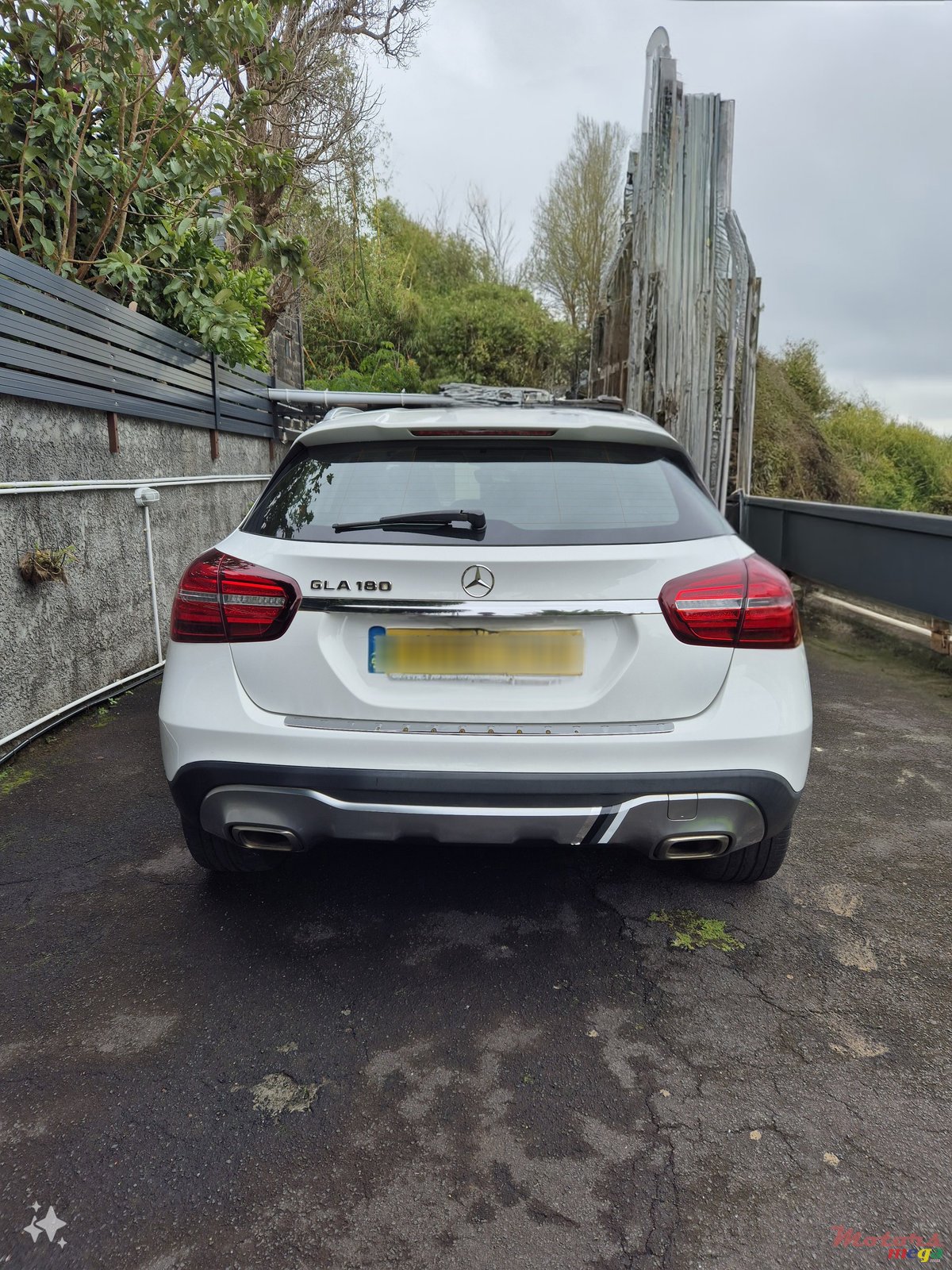 2018' Mercedes-Benz GLA 180 URBAN photo #5