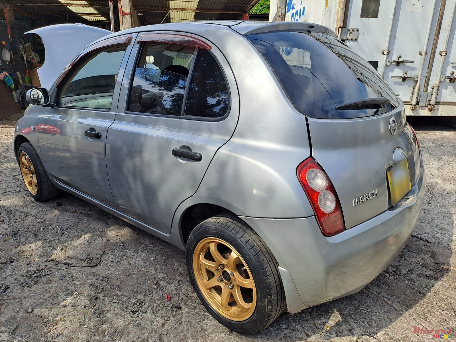 2004' Nissan March photo #5