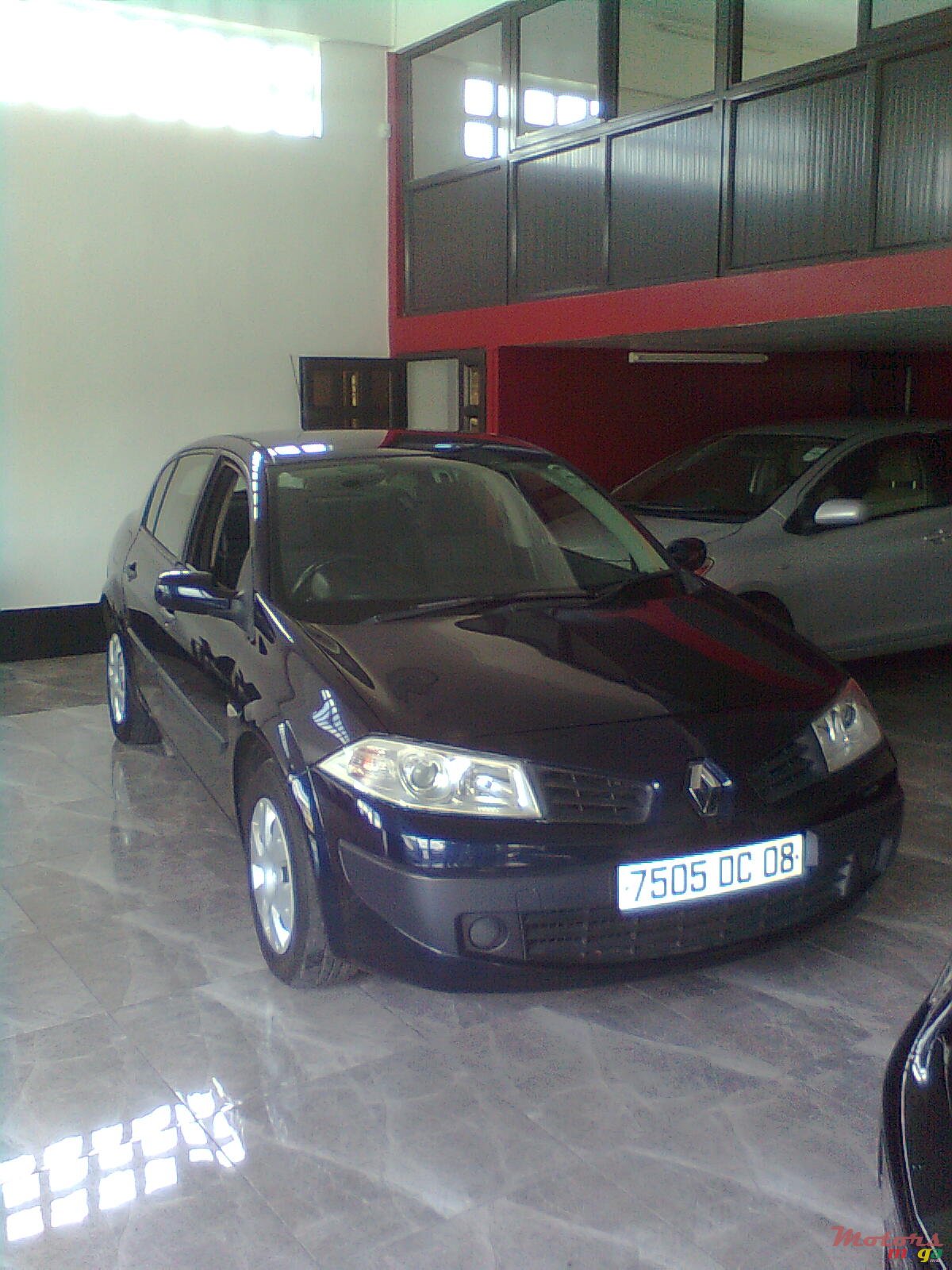 2008' Renault Megane photo #1
