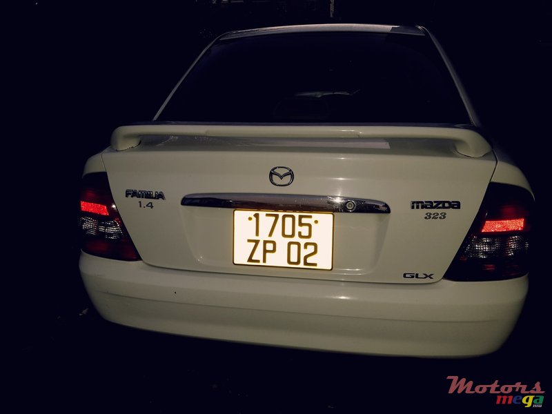 2002' Mazda Familia photo #2