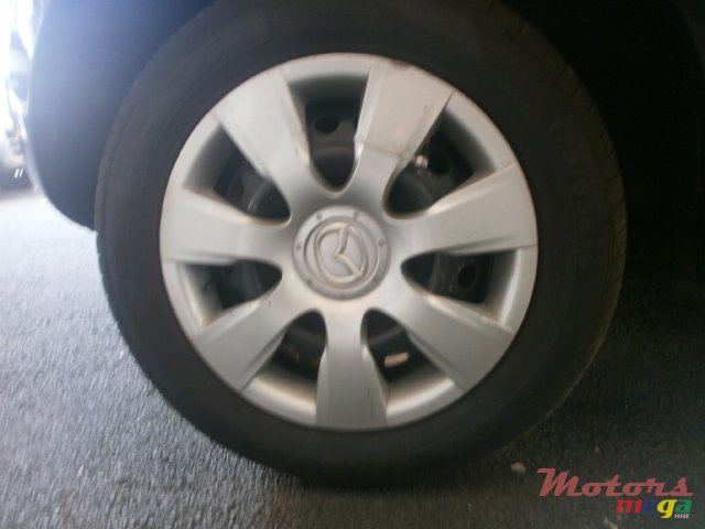2011' Mazda Demio photo #3