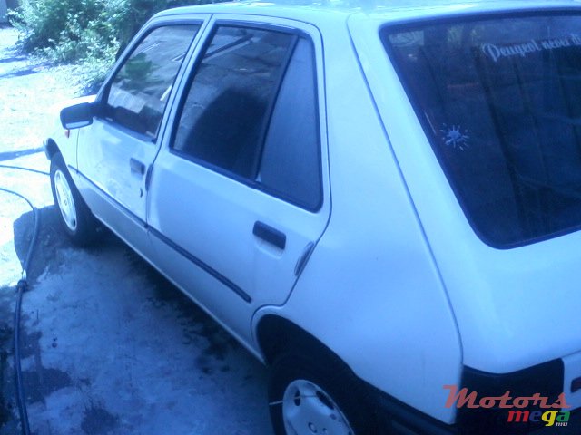 1995' Peugeot 205 photo #1