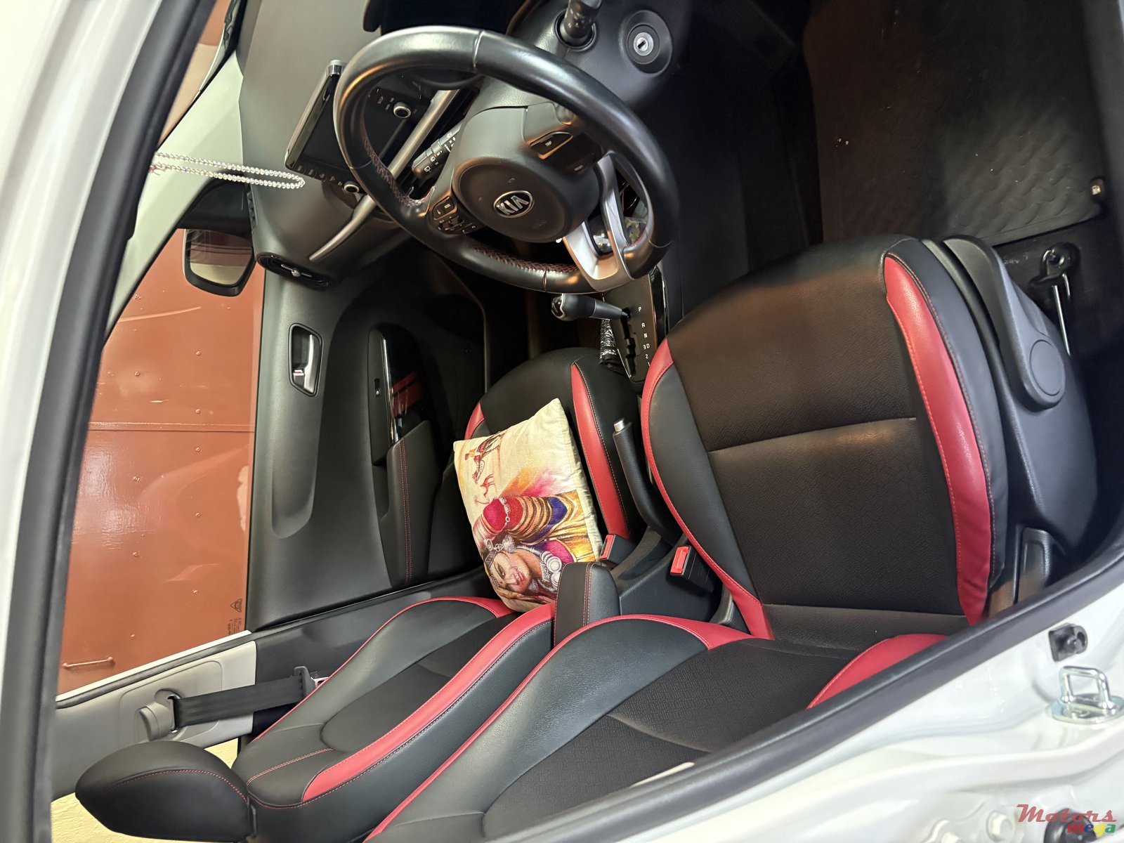 2020' Kia Picanto photo #2