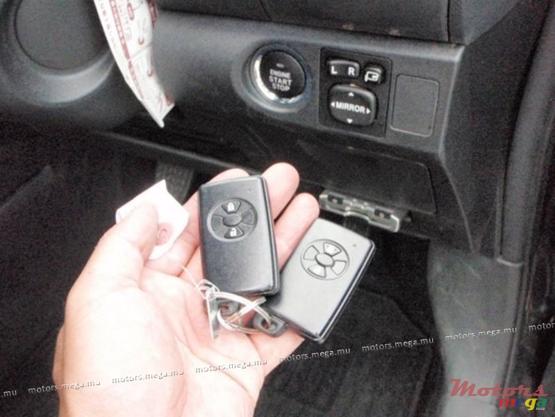 2008' Toyota Yaris Vitz rs  photo #5