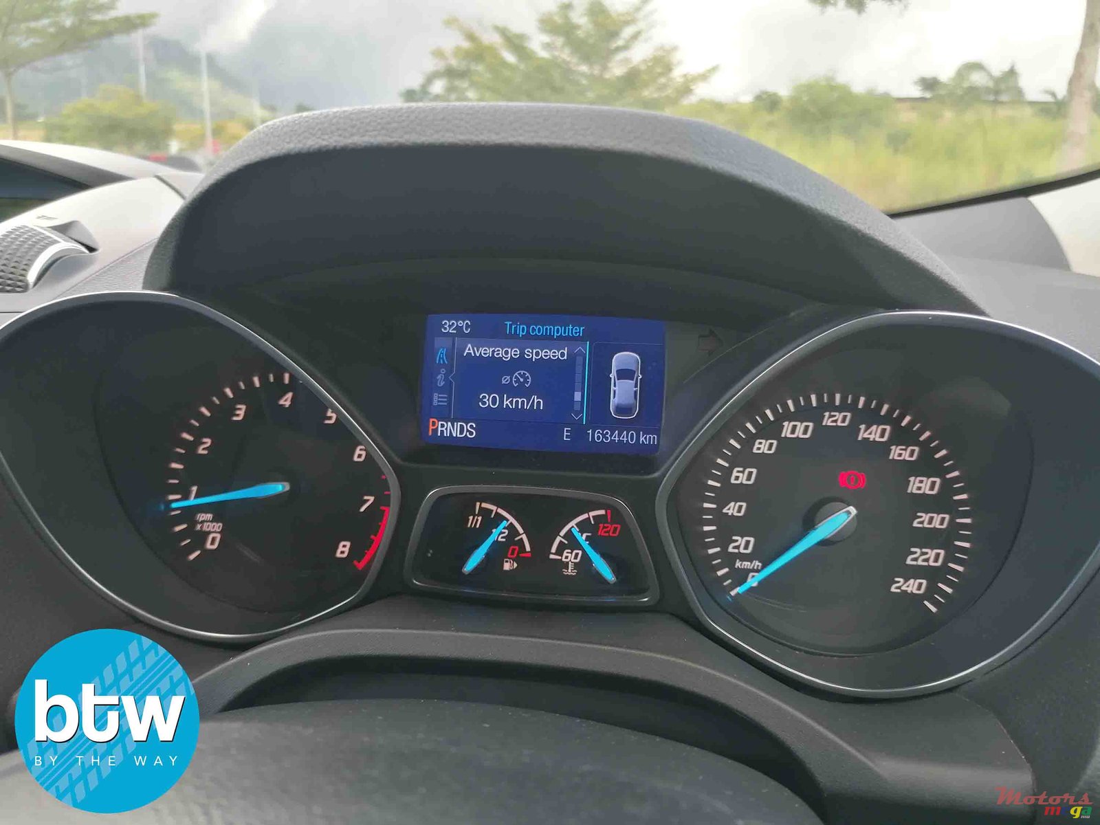 2014' Ford Kuga photo #7