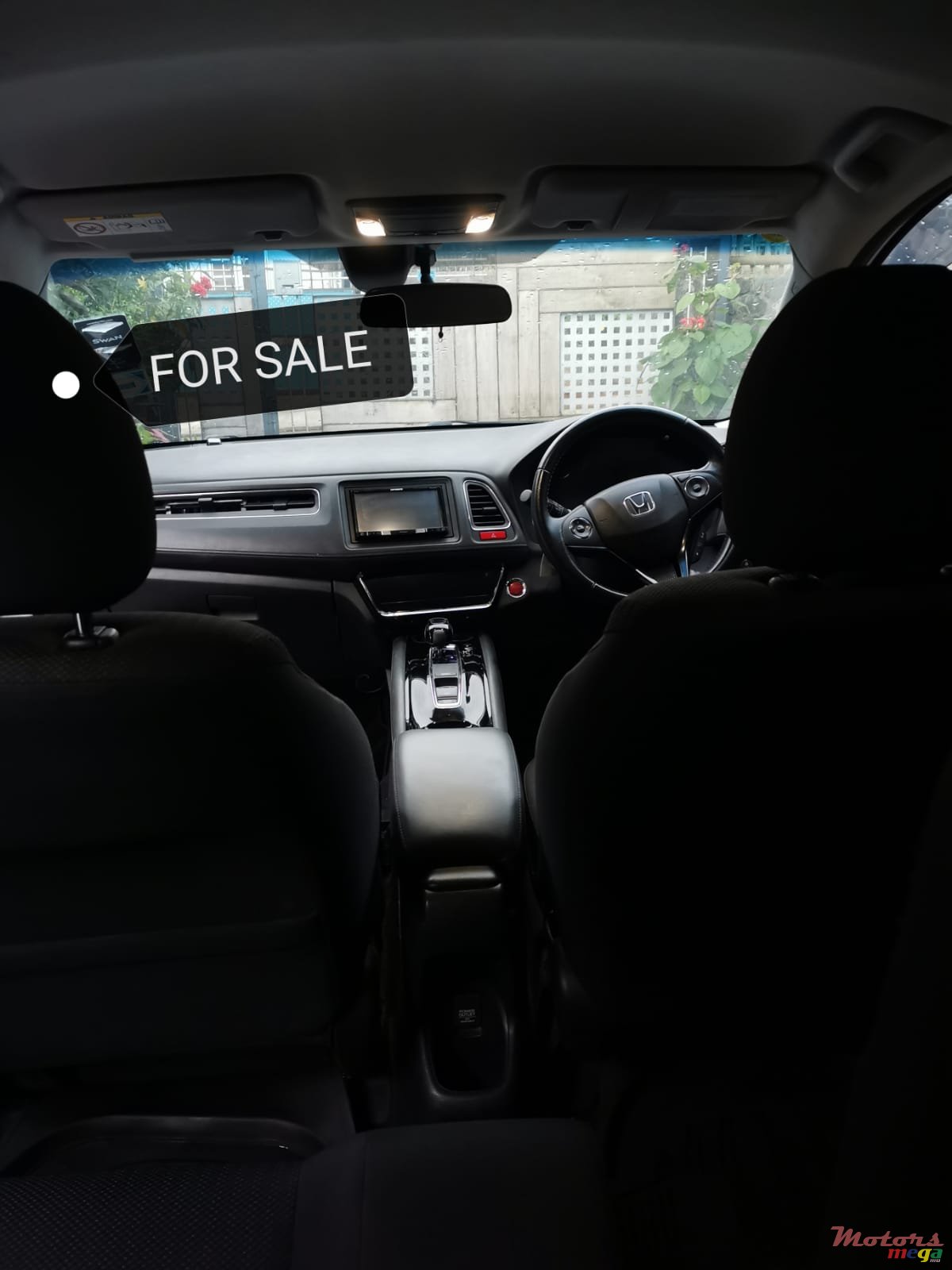 2014' Honda Vezel photo #2