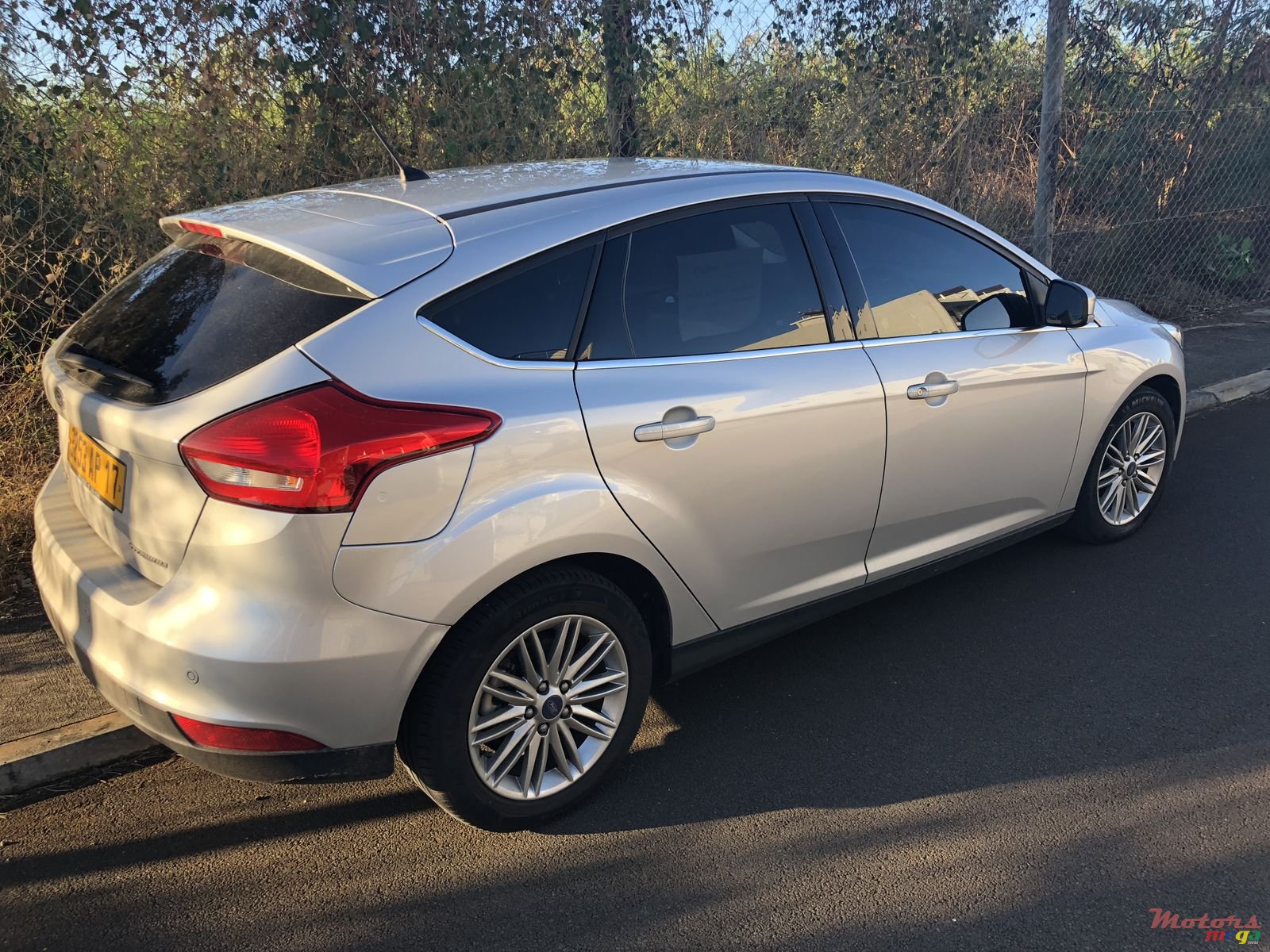 2017' Ford Focus TITANIUM photo #2