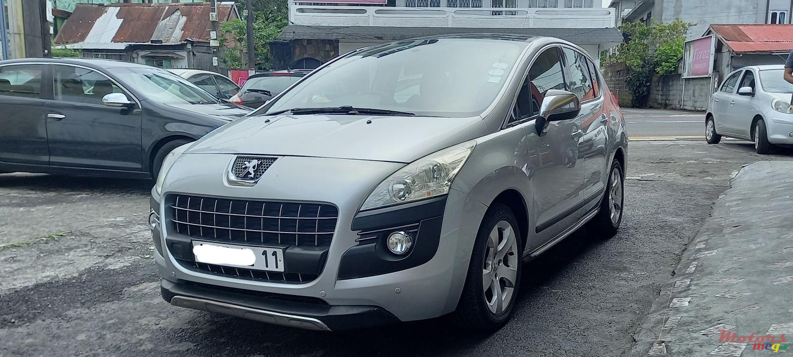 2011' Peugeot 3008 photo #2