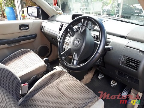 2007' Nissan X-Trail photo #5