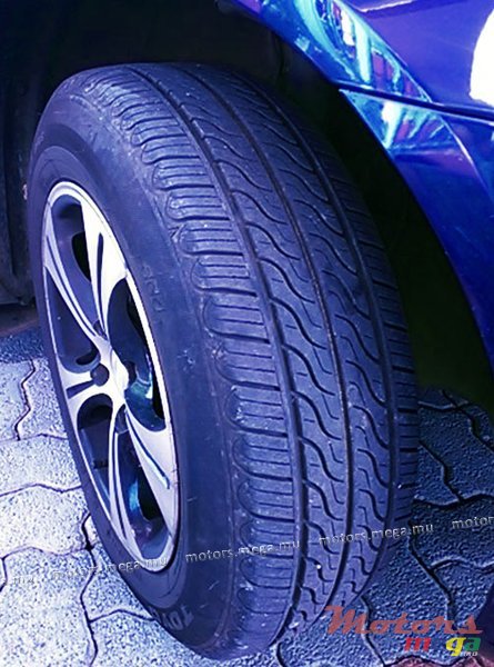 2004' Toyota FIELDER XG EDITION photo #5