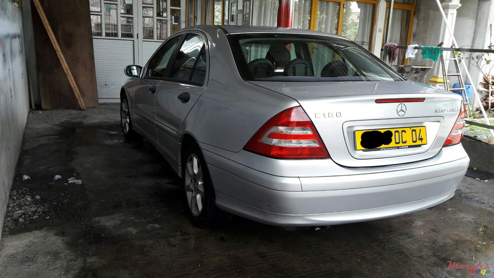 2004' Mercedes-Benz C-Class photo #7