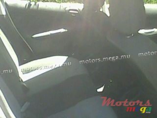 2005' Peugeot photo #4