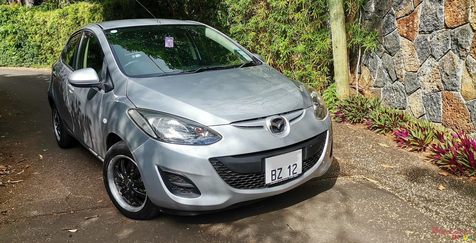 2012' Mazda Demio photo #1