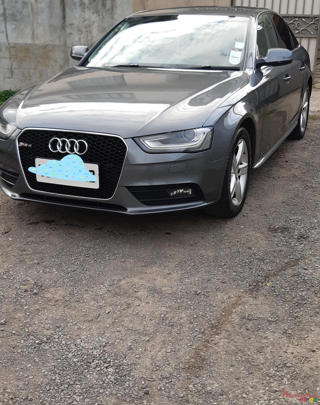 2012' Audi A4 photo #1