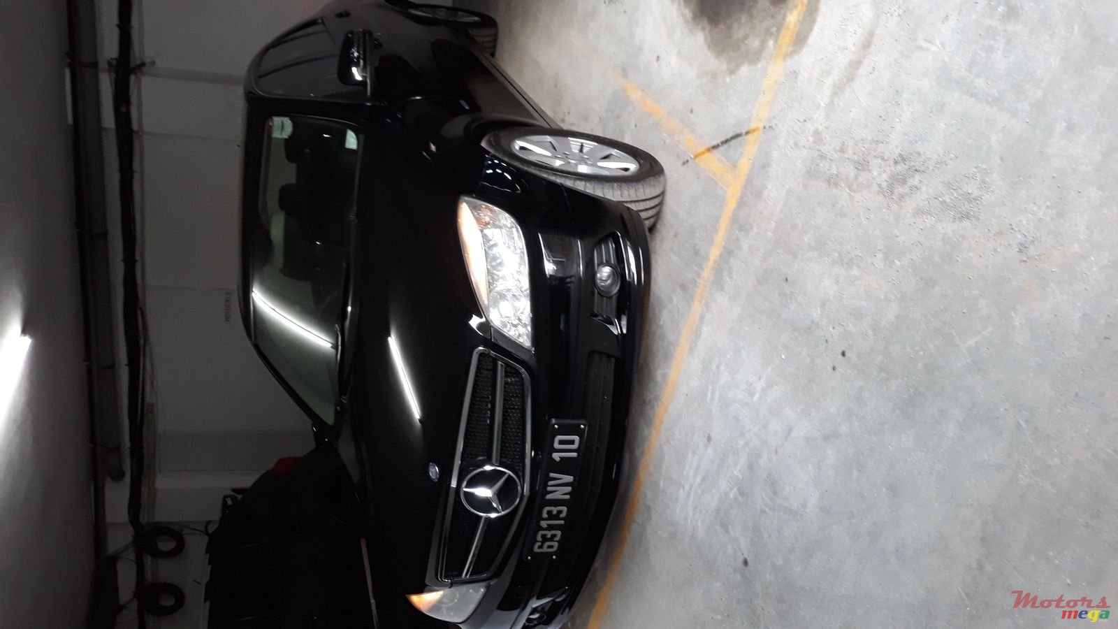 2010' Mercedes-Benz C-Class C180 photo #4