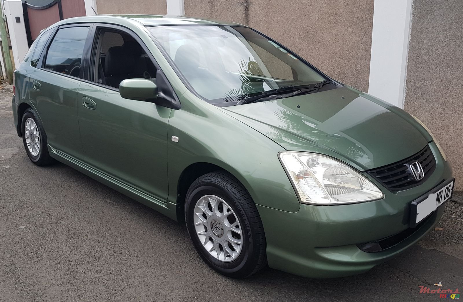 2006' Honda Civic Hatchback photo #2