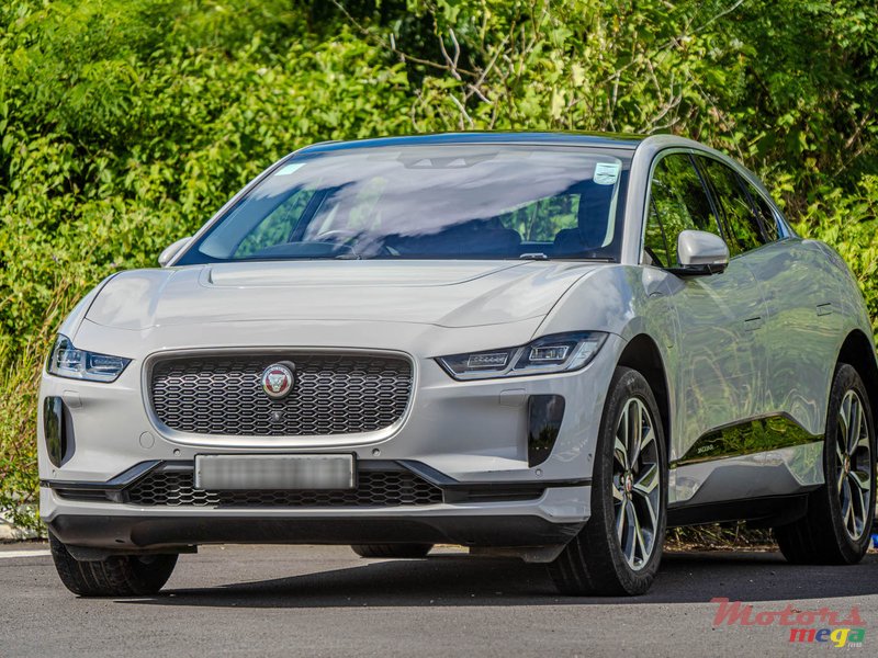 2019' Jaguar I-Pace 400 SE photo #2