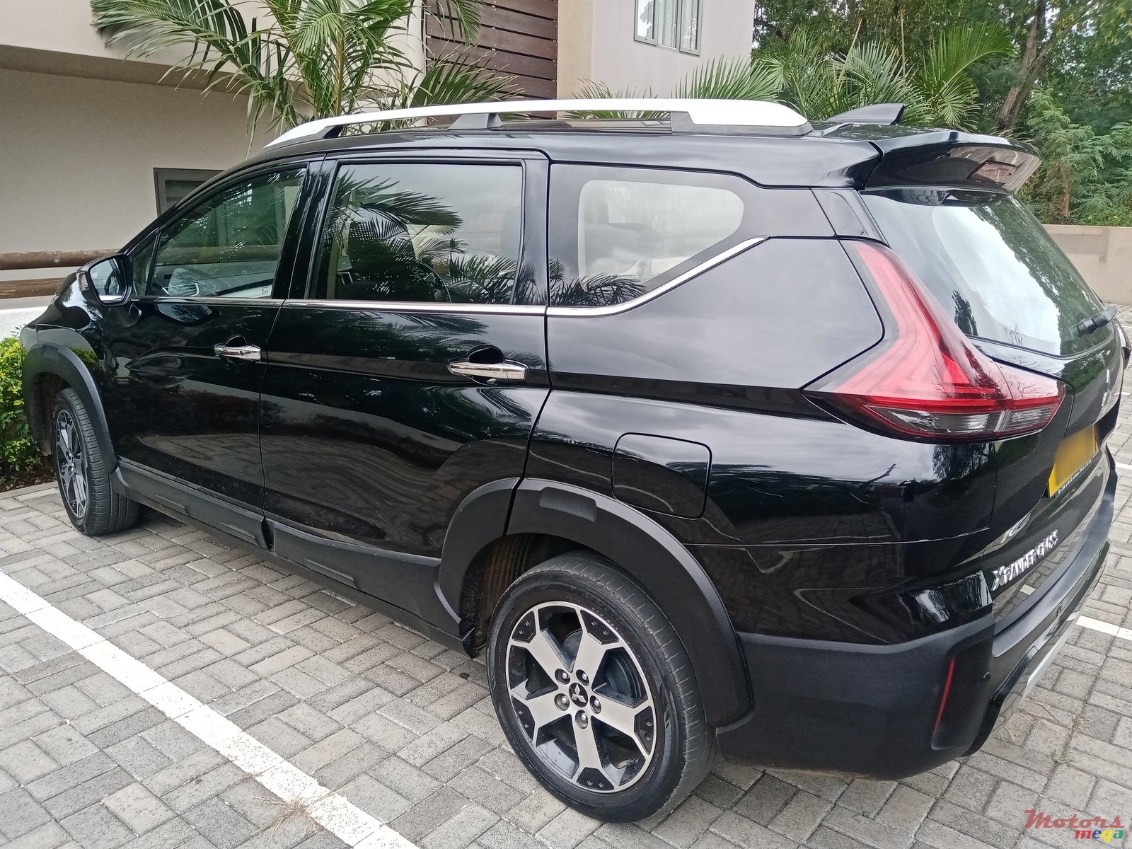 2022' Mitsubishi Outlander XL 0 photo #4