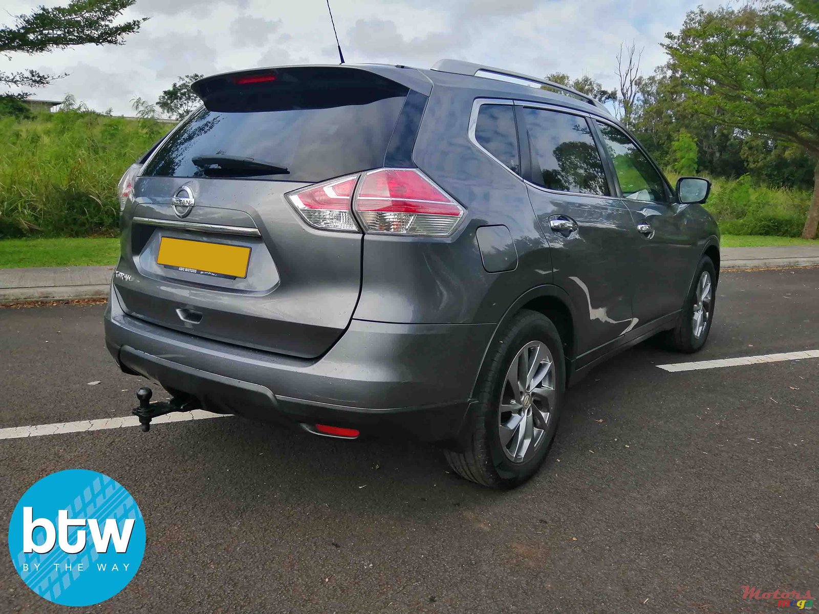 2015' Nissan X-Trail photo #3