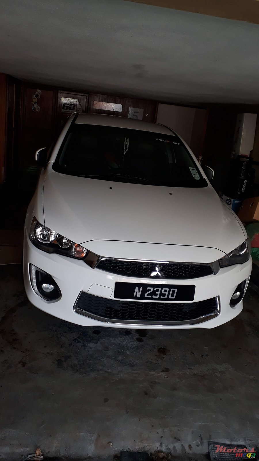 2016' Mitsubishi Lancer photo #5