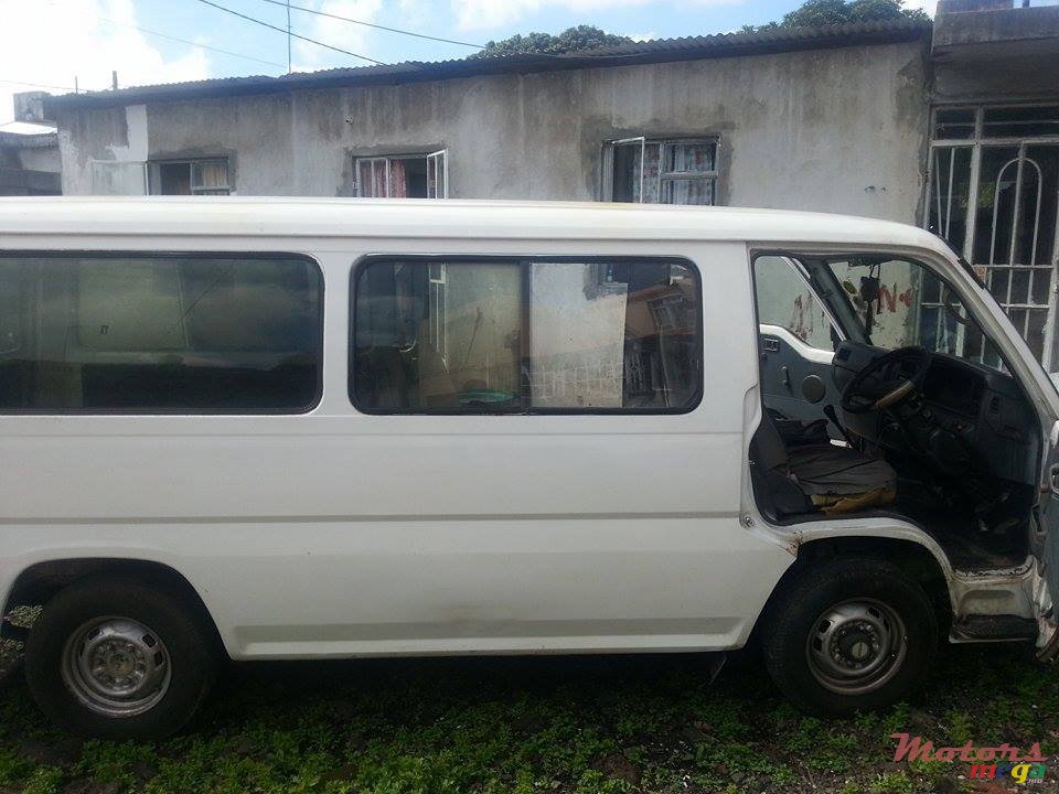 1999' Nissan Urvan no photo #3