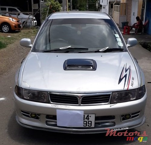 1999' Mitsubishi GLX Full Option photo #1