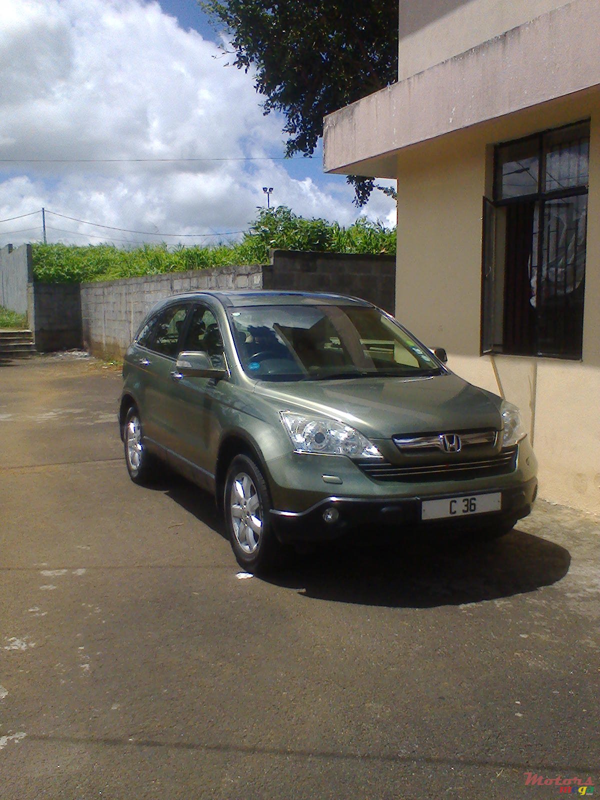 2008' Honda CR-V photo #1