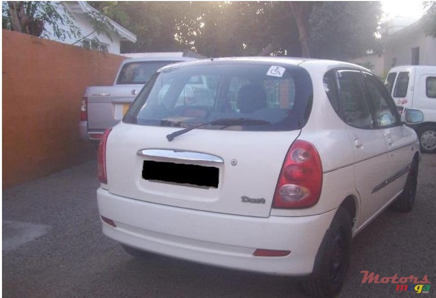 2003' Toyota photo #2