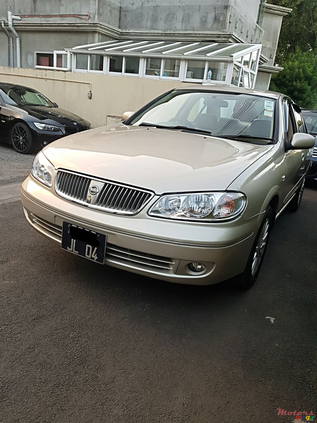 2004' Nissan Sunny Full option photo #2